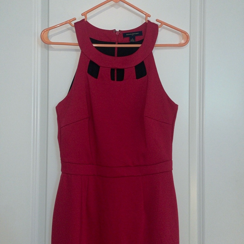 Banana Republic Fuchsia Red Sleeveless Dress. Size 0